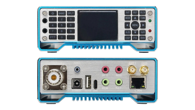 Q900 SDR Transceiver front and rear view