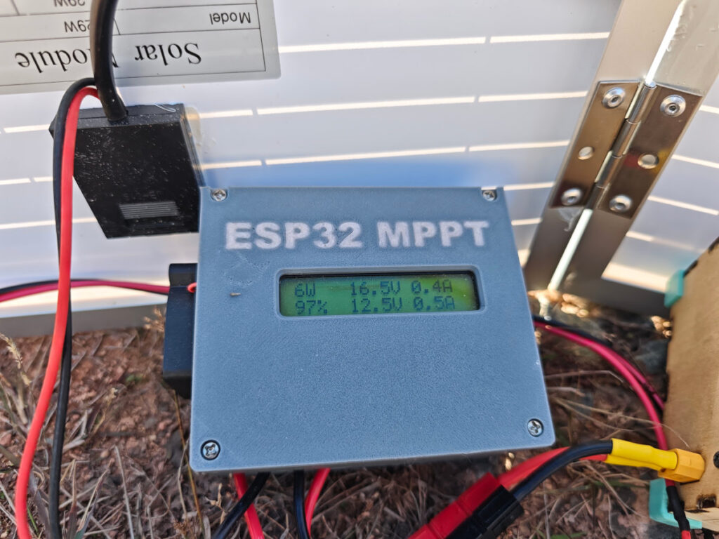 esp32 mppt controller in work closed-up view