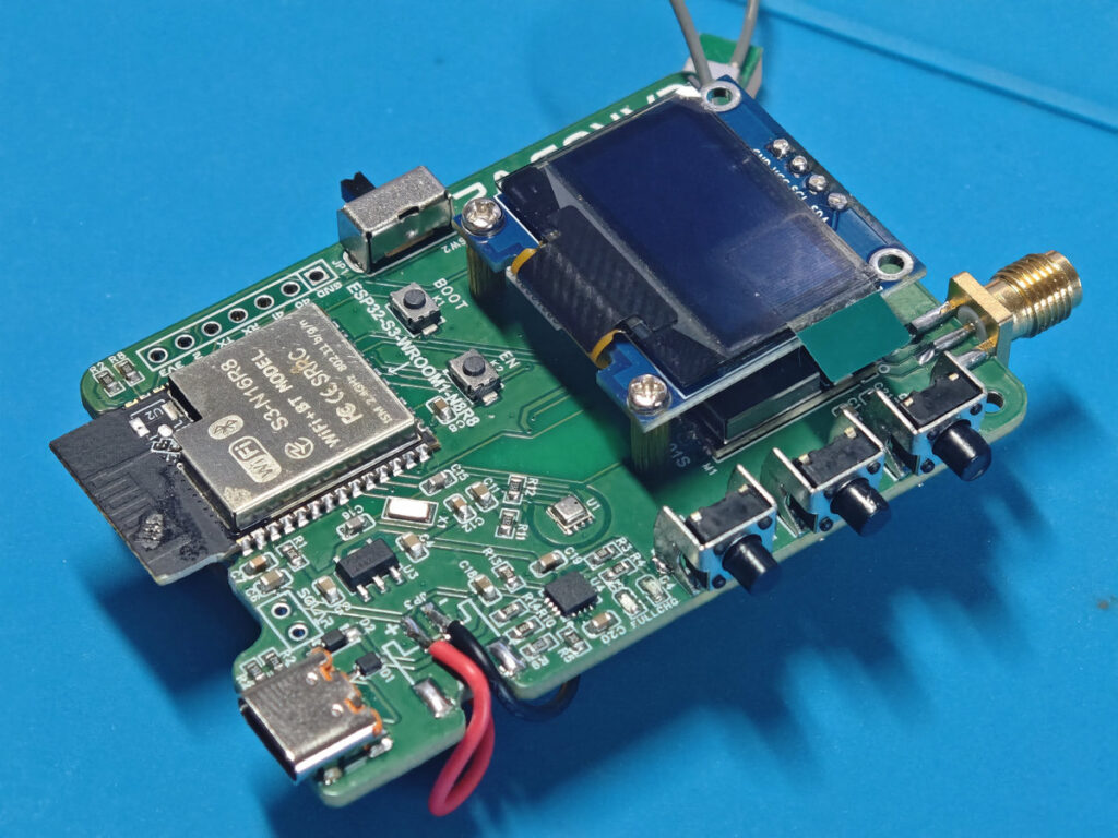 Fully assembled custom Icarus‑v2 Meshtastic node board