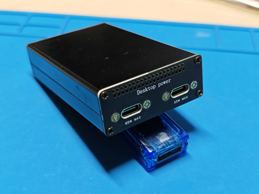 desktop charger 260w two type-c ports