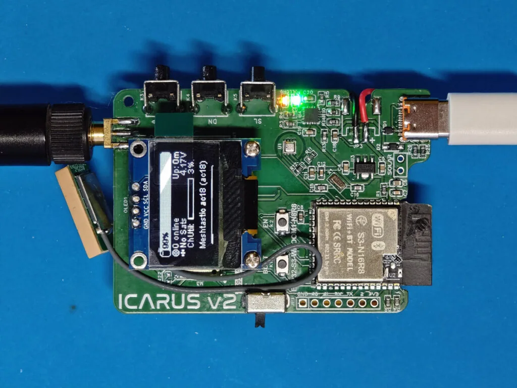 Custom Meshtastic node with firmware successfully flashed