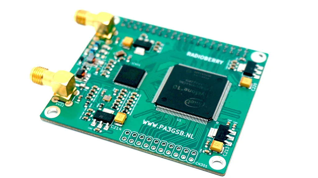 RadioBerry 2.0 SDR HAT for Raspberry Pi