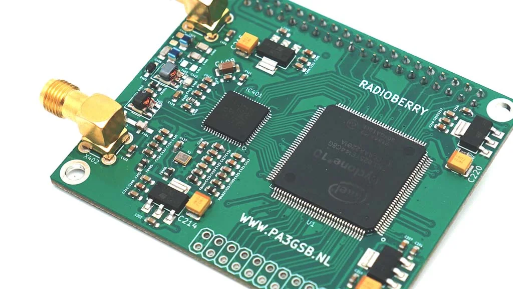 radioBerry 2.0 SDR Pi HAT hermslite SDR