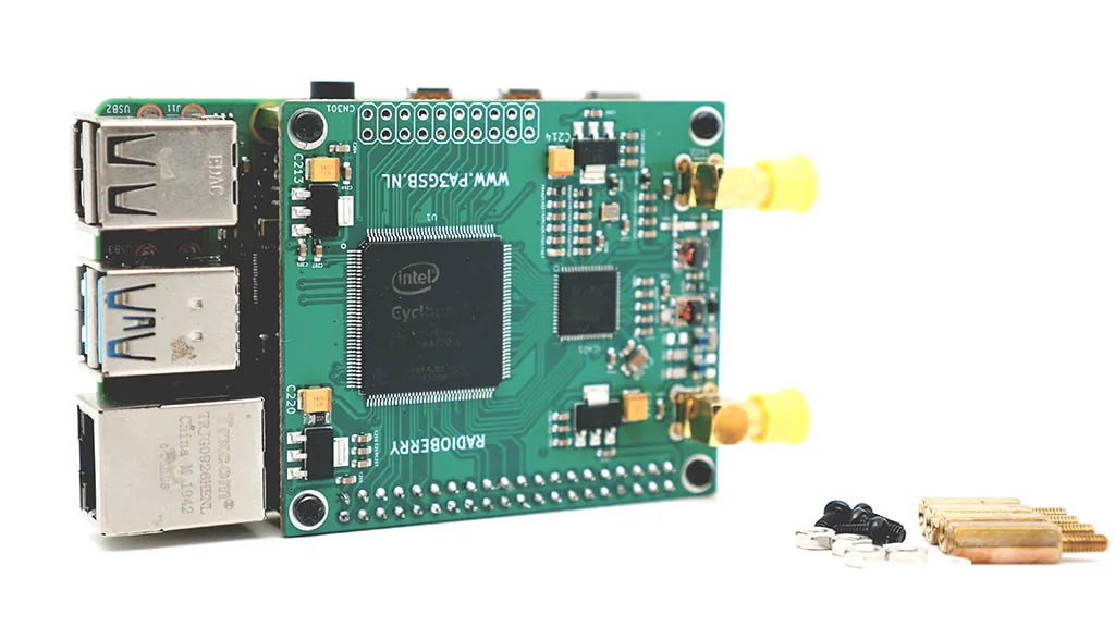 radioBerry 2.0 SDR Pi HAT hermslite SDR