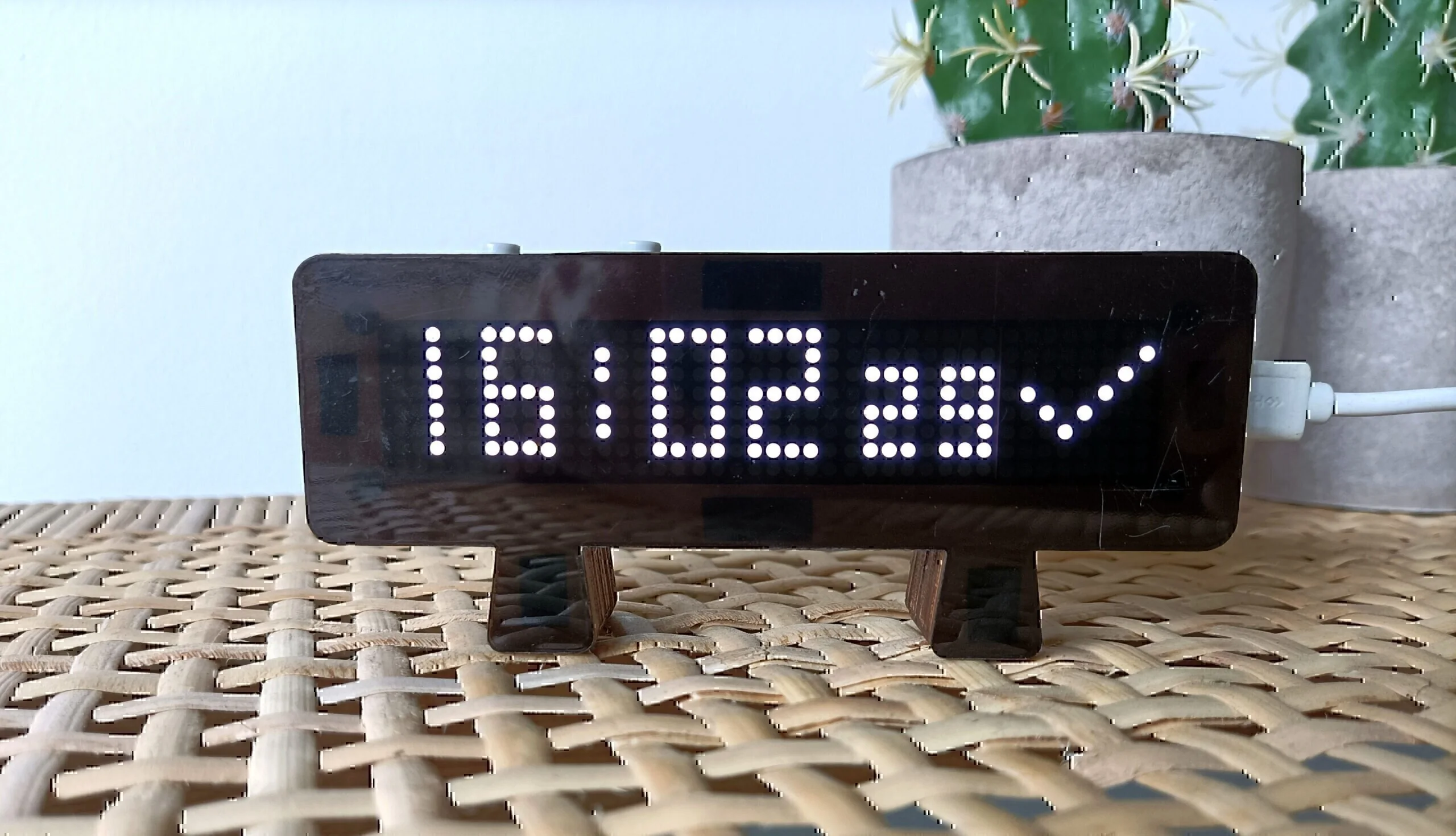 ESP8266 LED matrix clock kit with MQTT info display